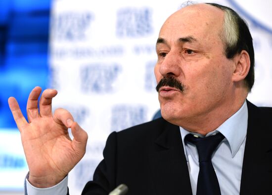 News conference by Dagestan leader Ramazan Abdulatipov