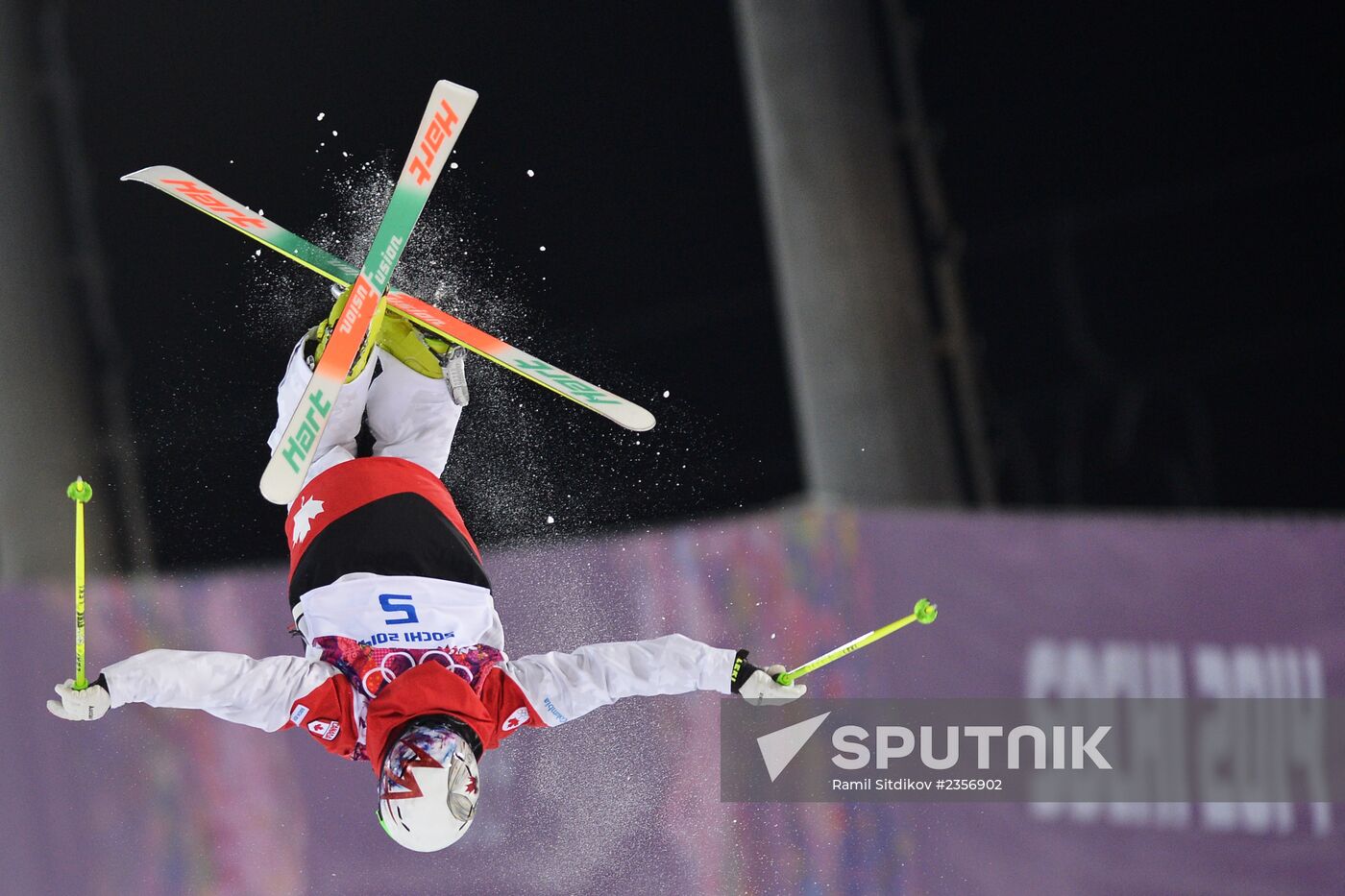 2014 Winter Olympics. Freestyle Moguls. Trainig session
