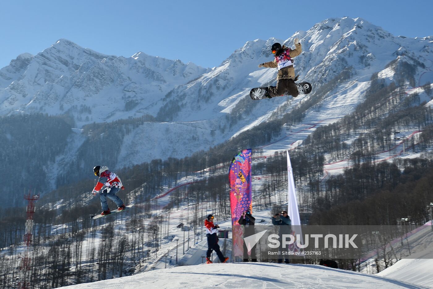 2014 Winter Olympics. Snowboarding. Slopestyle. Training sessions