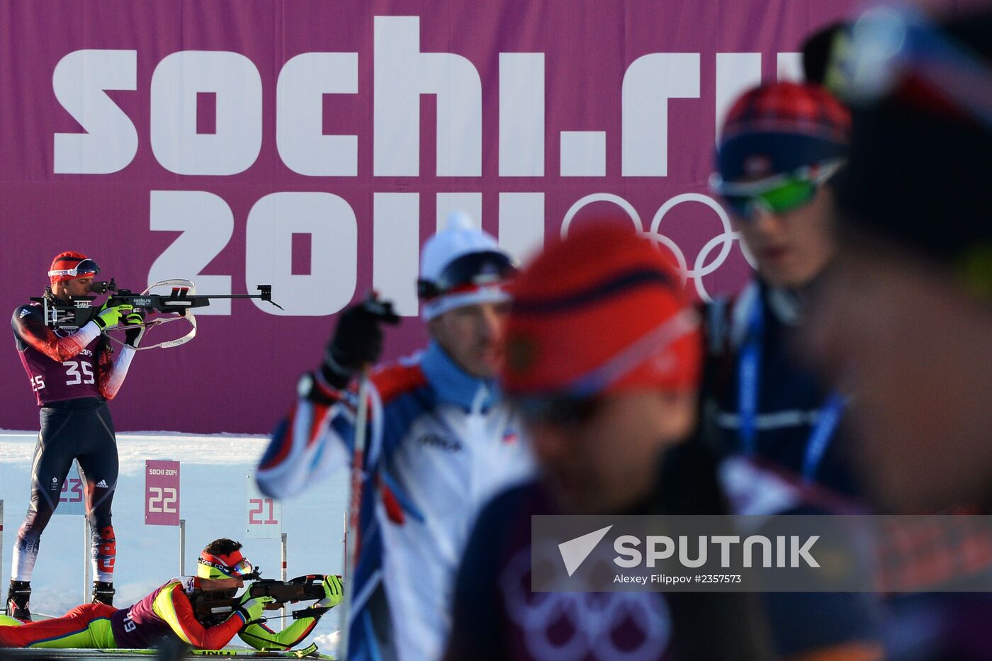 2014 Olympics. Biathlon. Men's sprint. Training session