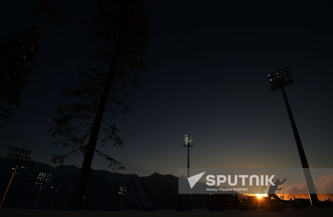 2014 Olympics. Biathlon. Men's sprint. Training session