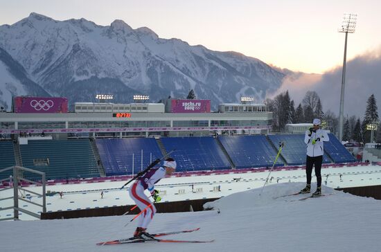 2014 Olympics. Biathlon. Men's sprint. Training session