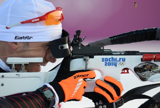 2014 Winter Olympics. Biathlon. Men. Sprint race. Trainings