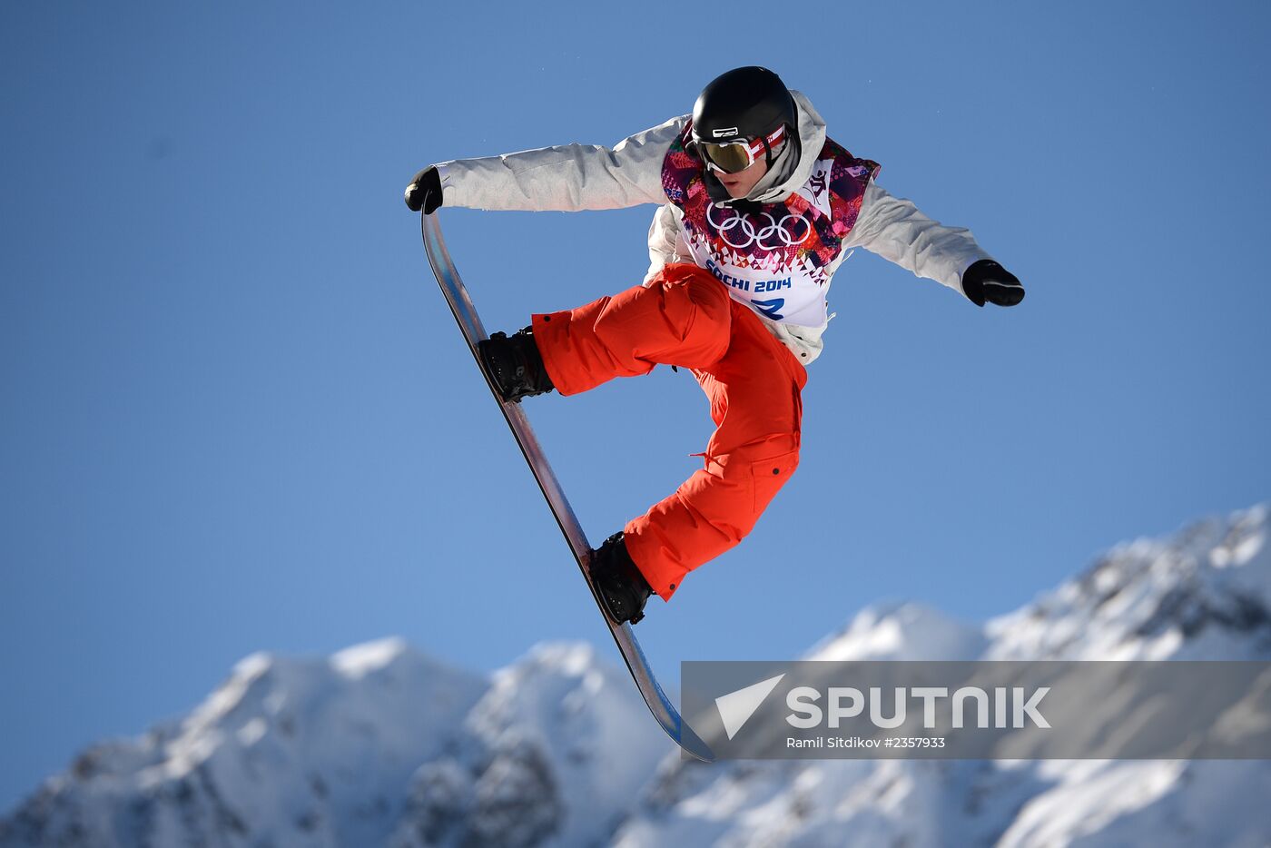 2014 Winter Olympics. Snowboarding. Men. Slopestyle. Qualification