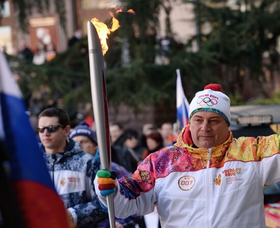 Olympic torch relay. Sochi. Day 2