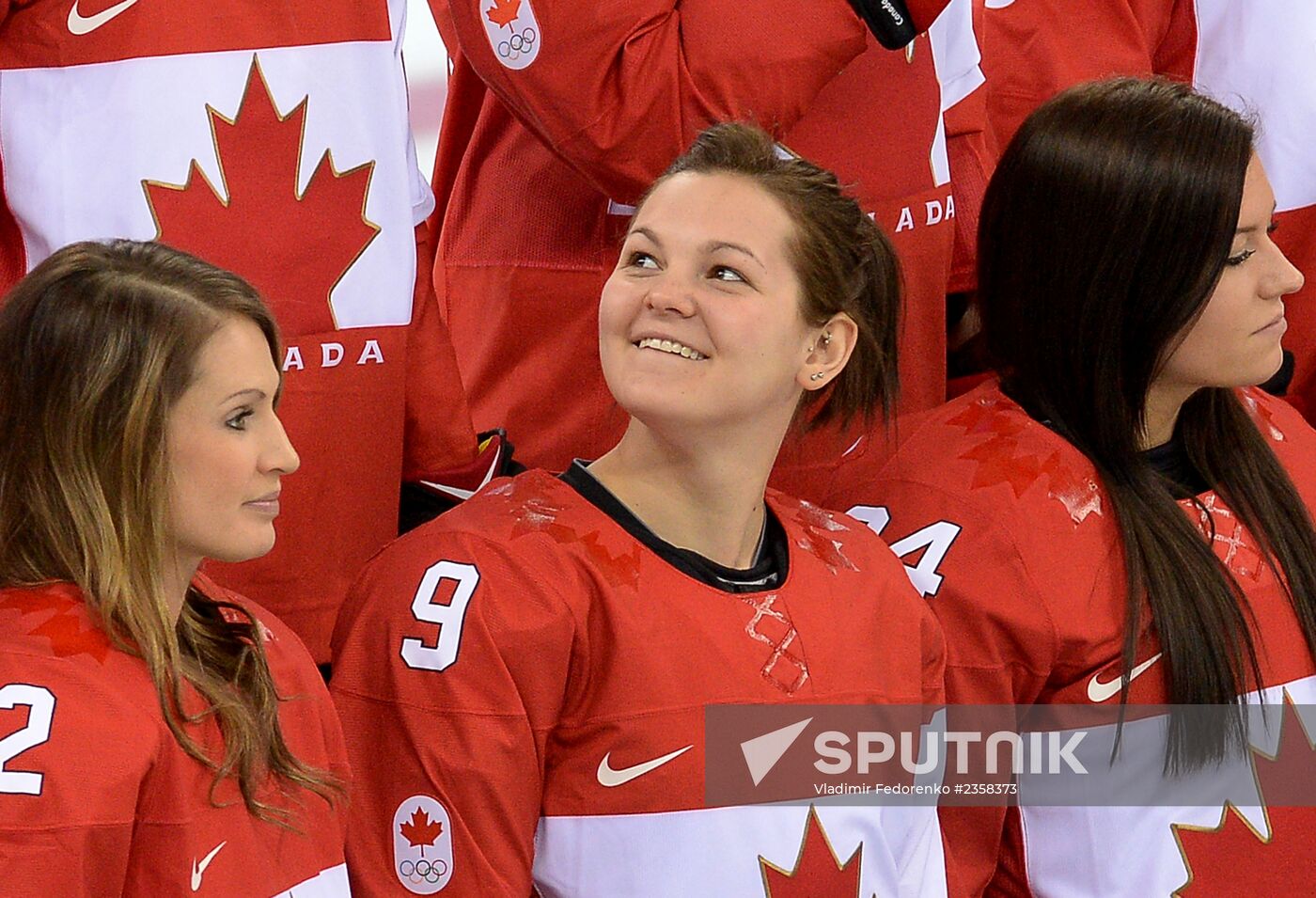 Photo session of Canadian women's national ice hockey team