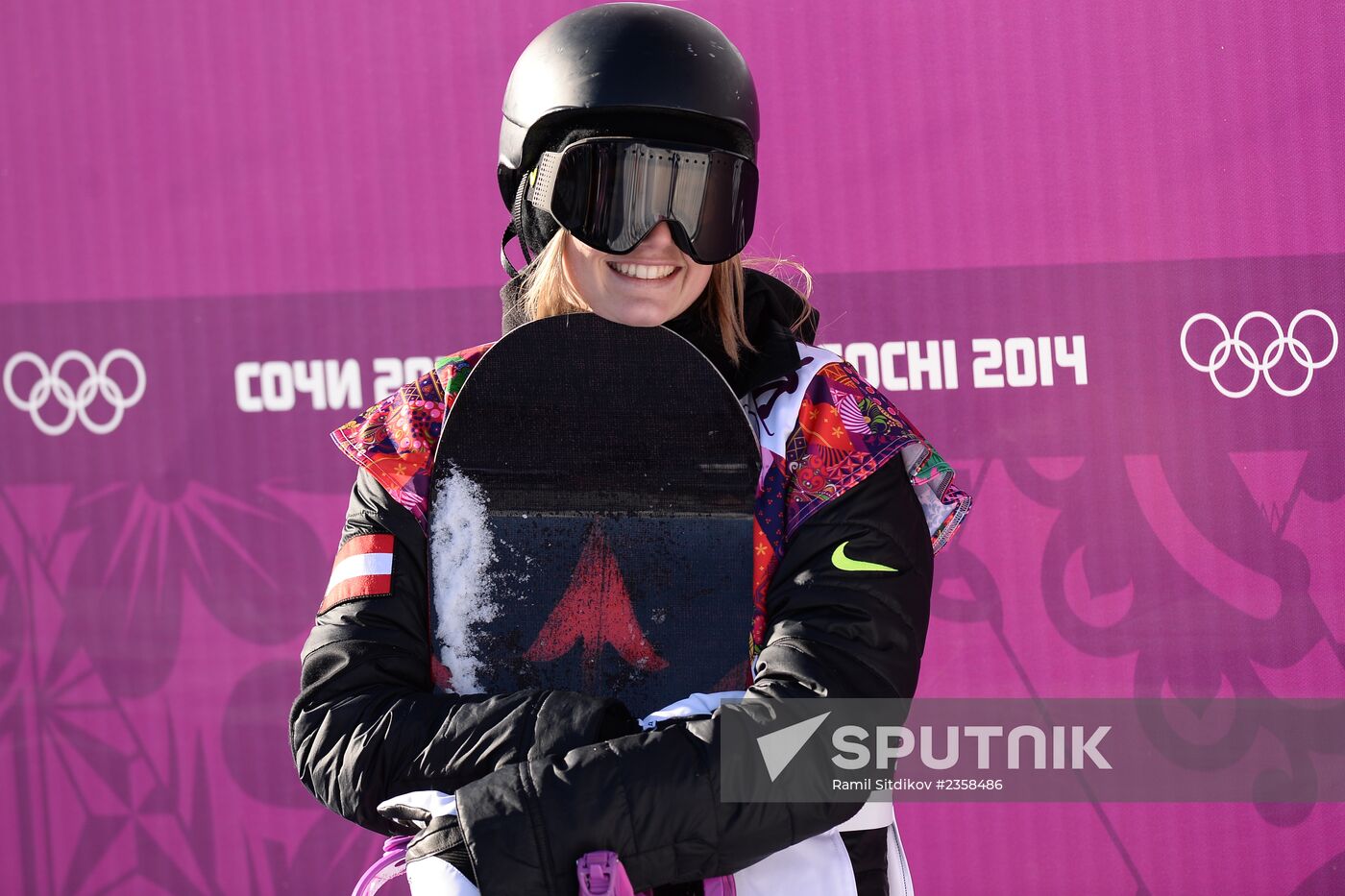 2014 Winter Olympics. Snowboarding. Women. Slopestyle. Qualification