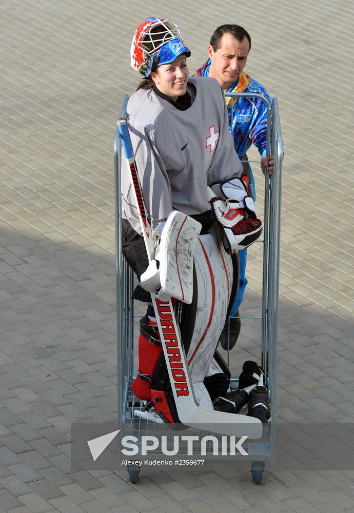 Photo session of Canadian women's national ice hockey team