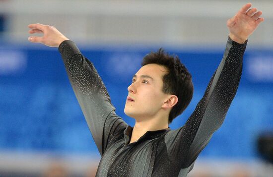 2014 Winter Olympics. Figure skating. Teams. Men. Short program