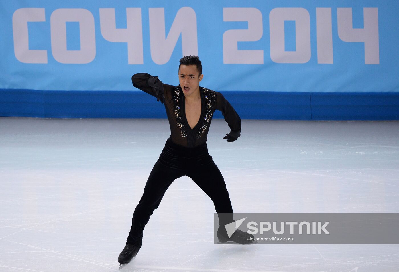 2014 Winter Olympics. Figure skating. Teams. Men. Short program