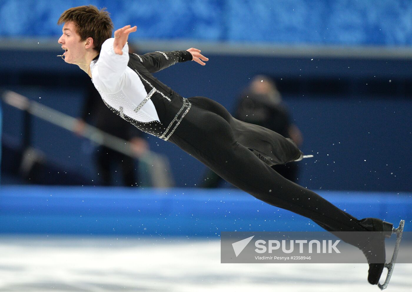 2014 Winter Olympics. Figure skating. Teams. Men. Short program