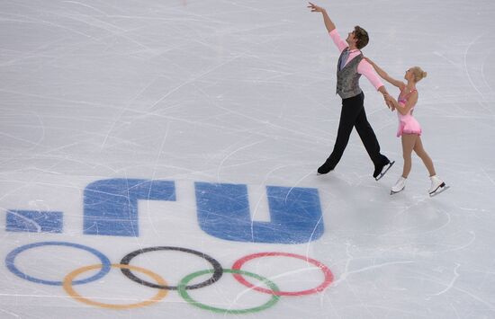 2014 Olympics. Figure skating. Teams. Pairs. Short program