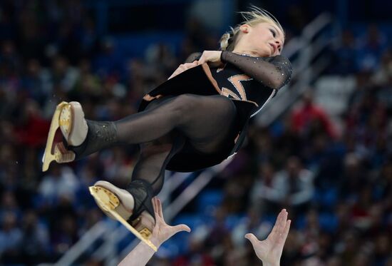 2014 Olympics. Figure skating. Teams. Pairs. Short program