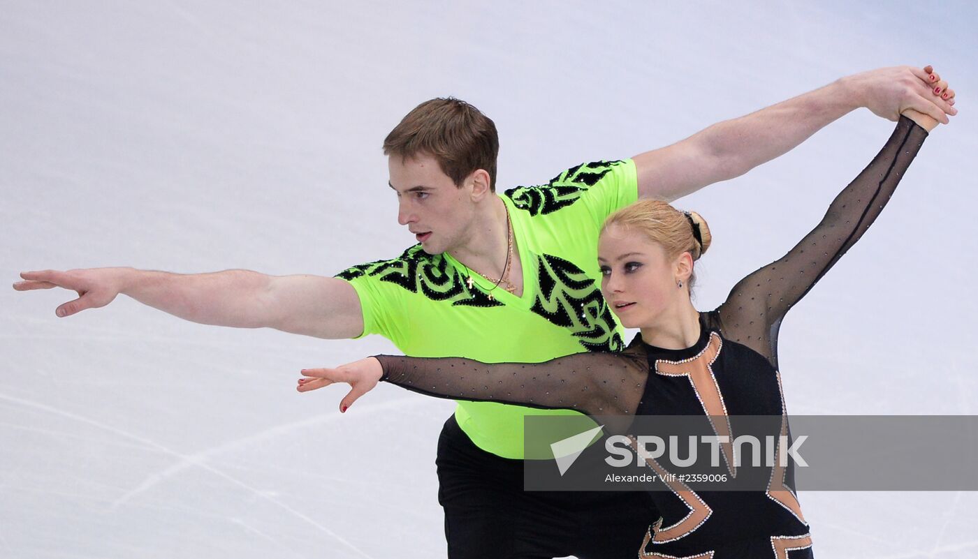 2014 Olympics. Figure skating. Teams. Pairs. Short program