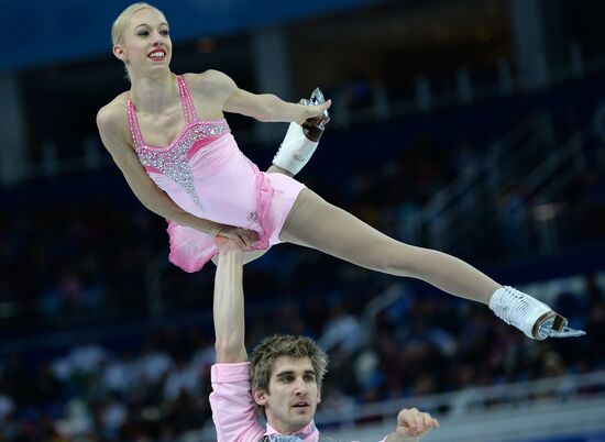 2014 Olympics. Figure skating. Teams. Pairs. Short program