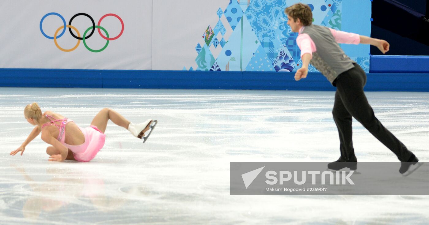 2014 Olympics. Figure skating. Teams. Pairs. Short program