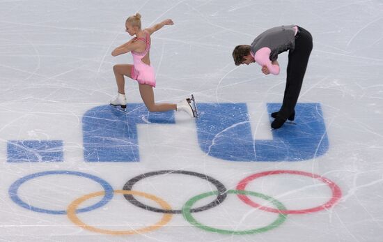 2014 Olympics. Figure skating. Teams. Pairs. Short program