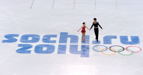 2014 Olympics. Figure skating. Teams. Pairs. Short program