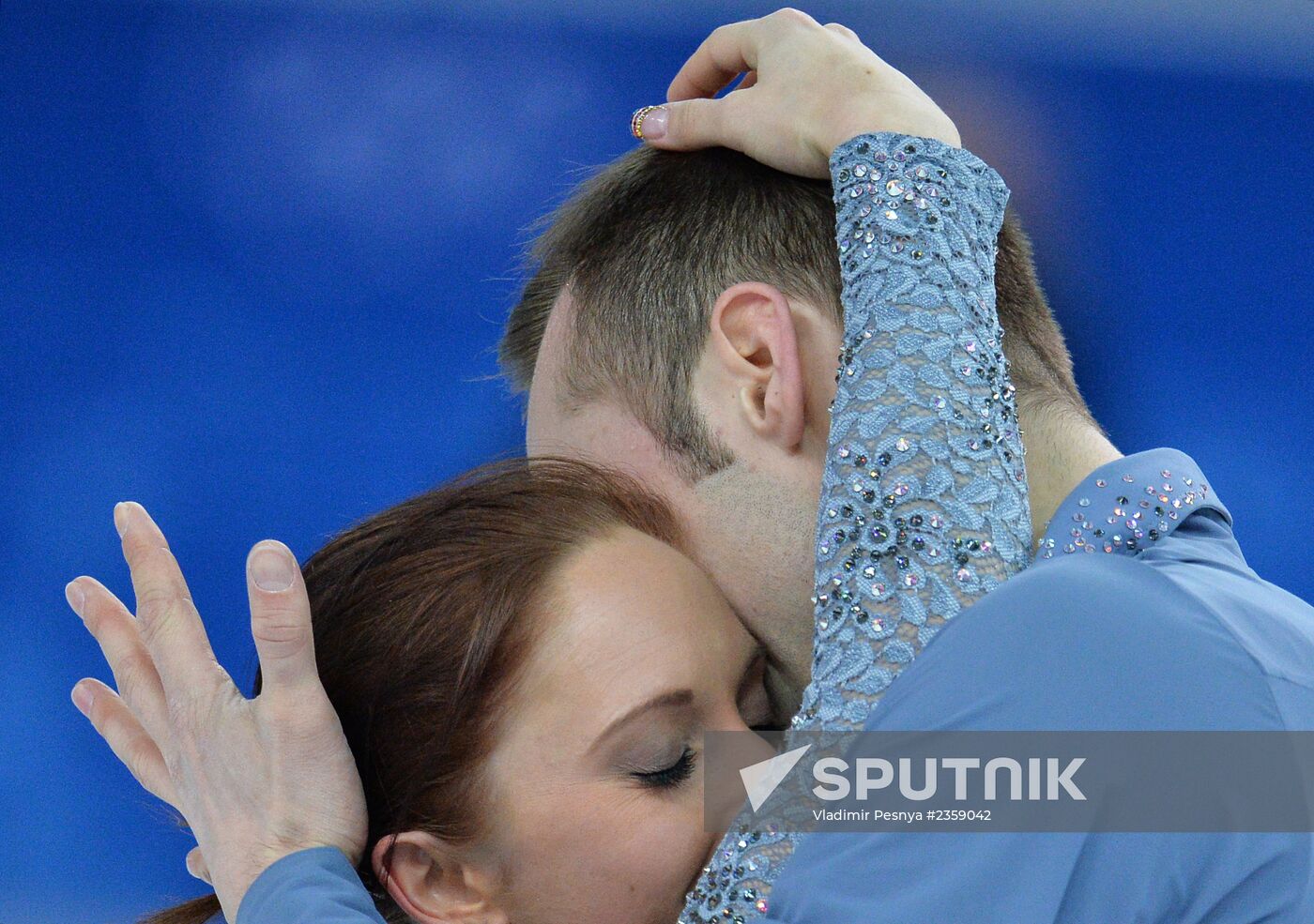 2014 Olympics. Figure skating. Teams. Pairs. Short program