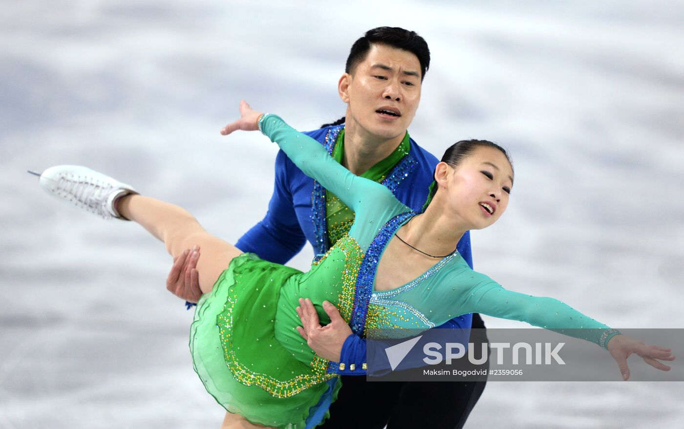 2014 Olympics. Figure skating. Teams. Pairs. Short program