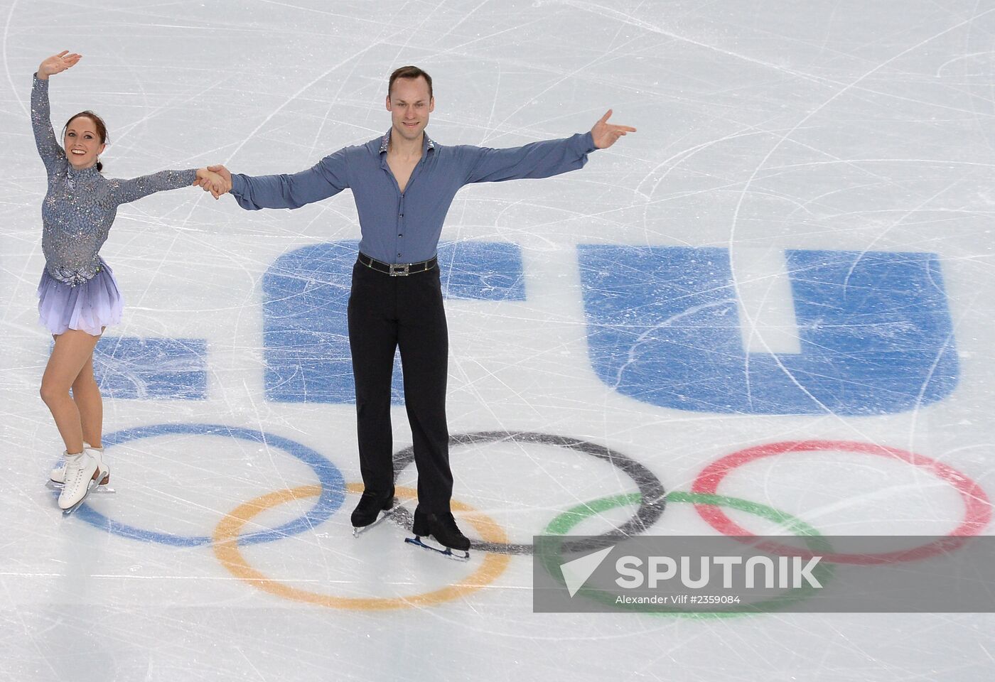 2014 Olympics. Figure skating. Teams. Pairs. Short program