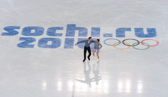 2014 Olympics. Figure skating. Teams. Pairs. Short program