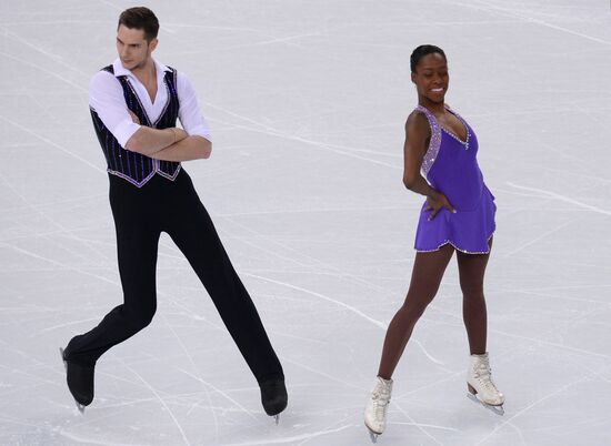 2014 Olympics. Figure skating. Teams. Pairs. Short program