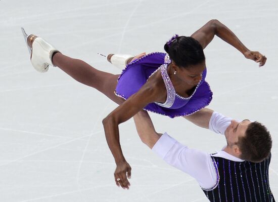 2014 Olympics. Figure skating. Teams. Pairs. Short program