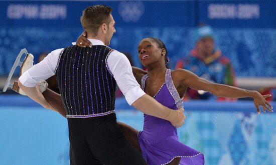 2014 Olympics. Figure skating. Teams. Pairs. Short program