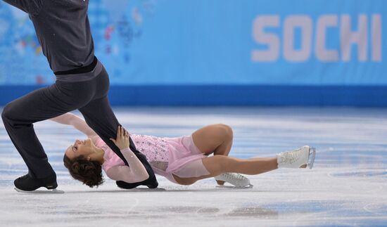 2014 Olympics. Figure skating. Teams. Pairs. Short program