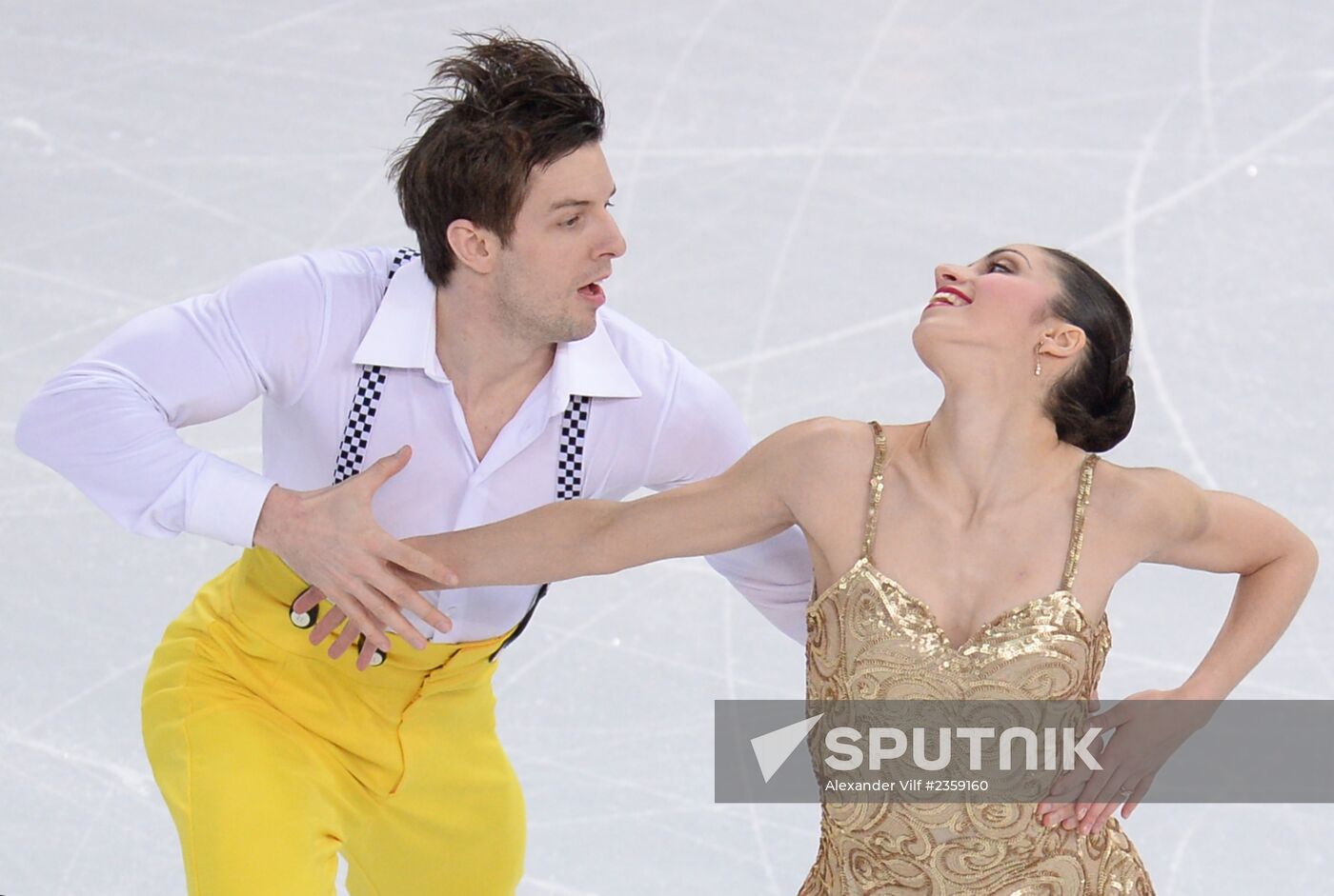 2014 Olympics. Figure skating. Teams. Pairs. Short program