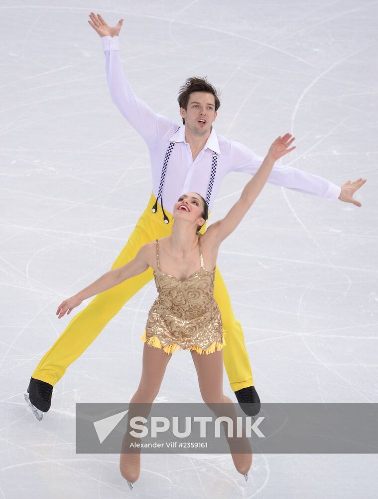 2014 Olympics. Figure skating. Teams. Pairs. Short program