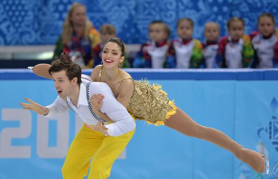 2014 Olympics. Figure skating. Teams. Pairs. Short program