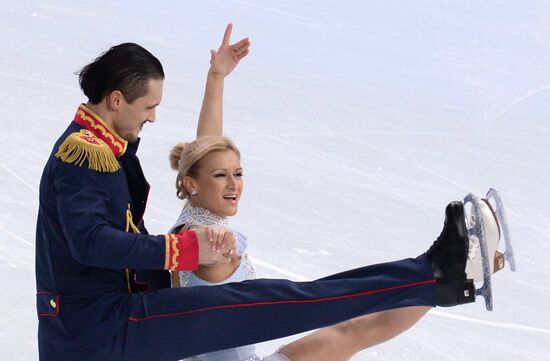 2014 Olympics. Figure skating. Teams. Pairs. Short program