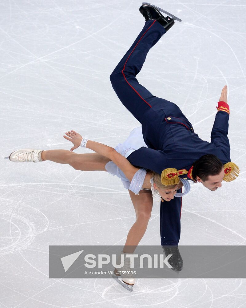 2014 Olympics. Figure skating. Teams. Pairs. Short program