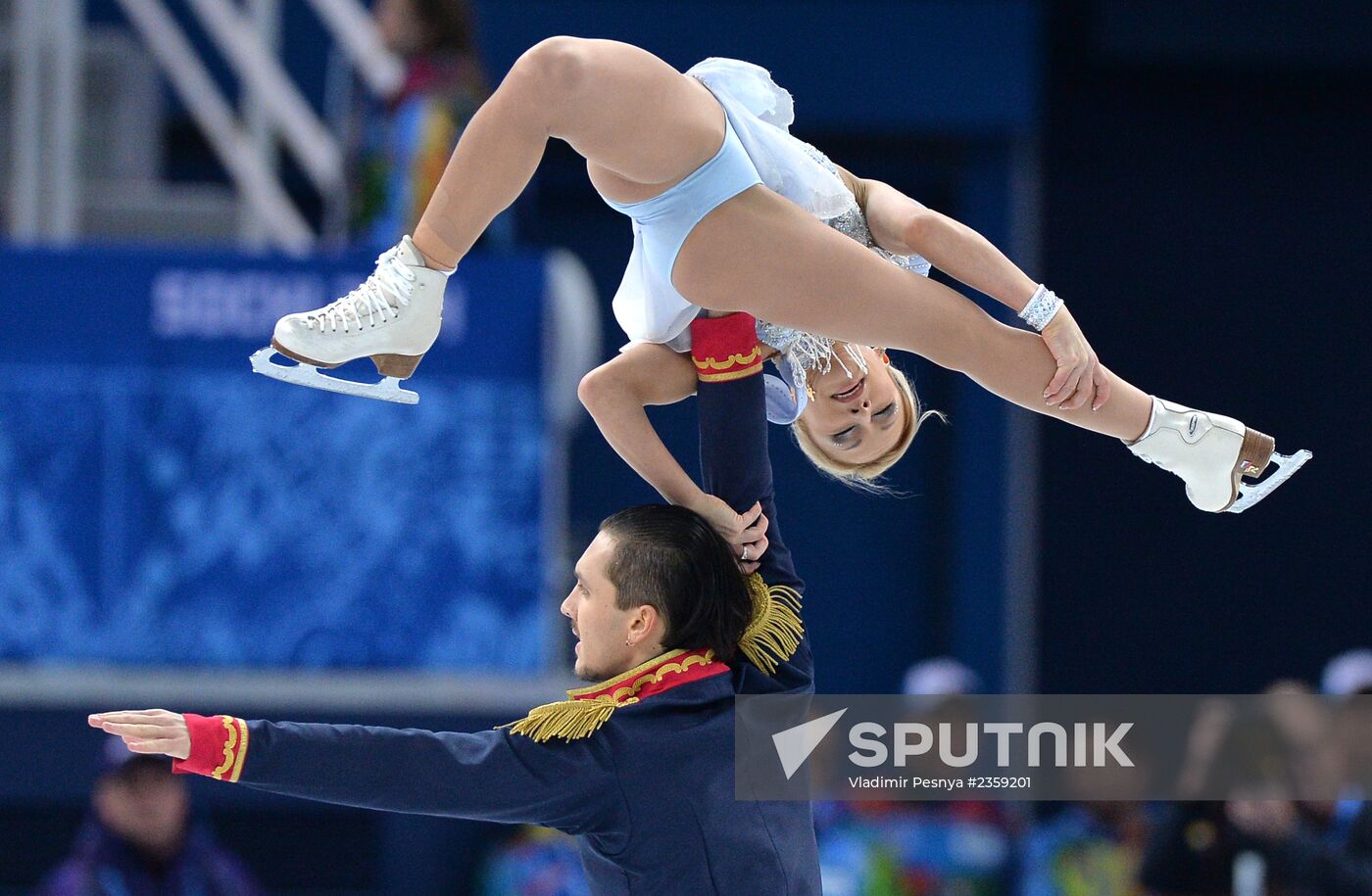 2014 Olympics. Figure skating. Teams. Pairs. Short program