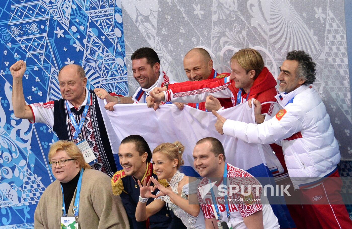 2014 Winter Olympics. Figure skating. Teams. Pairs. Short program