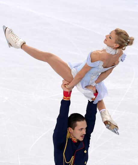 2014 Winter Olympics. Figure skating. Teams. Pairs. Short program