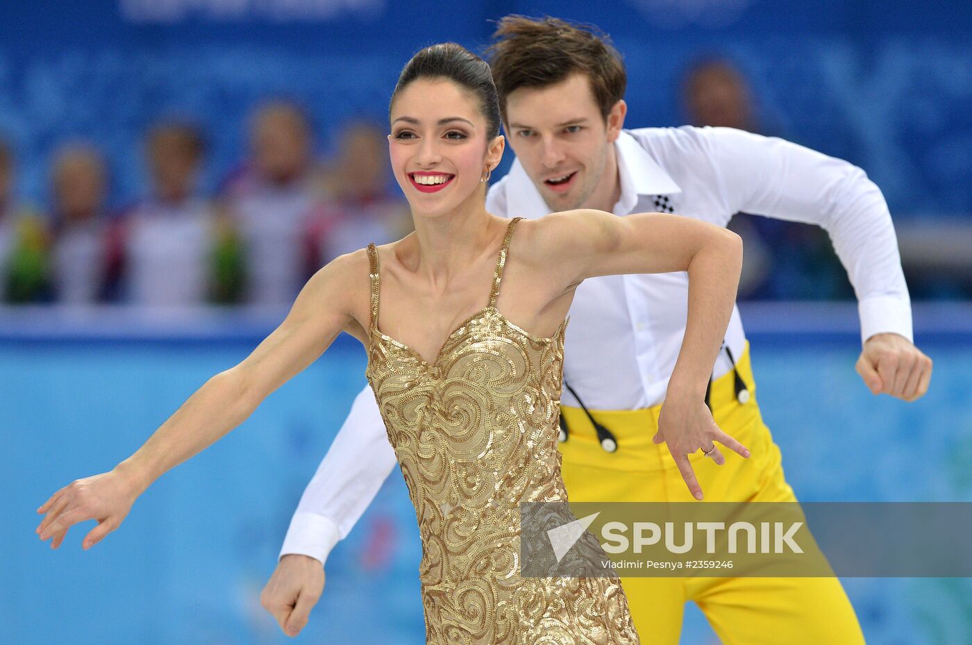 2014 Winter Olympics. Figure skating. Teams. Pairs. Short program