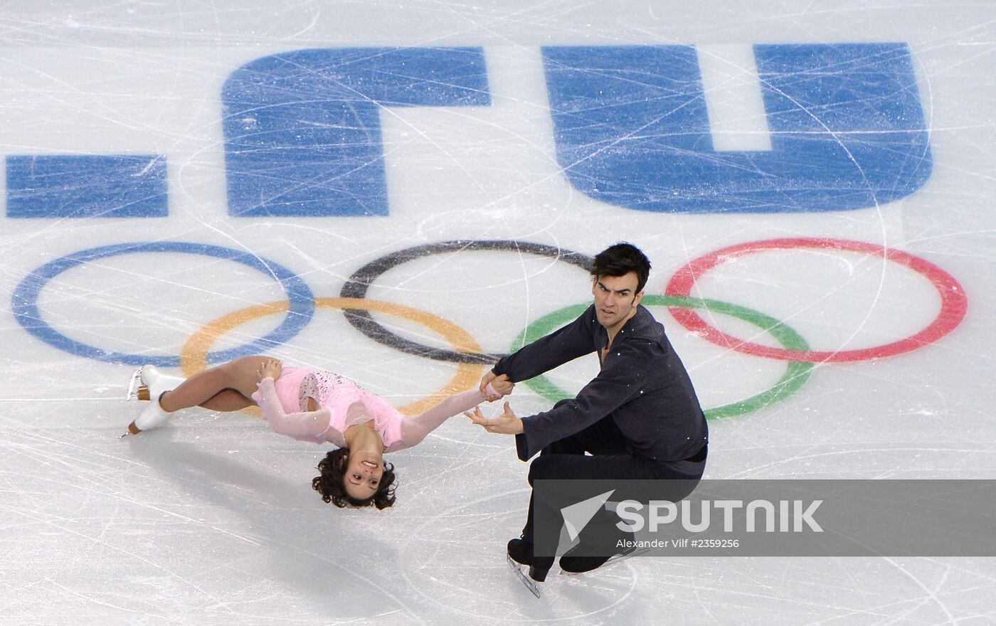 2014 Winter Olympics. Figure skating. Teams. Pairs. Short program