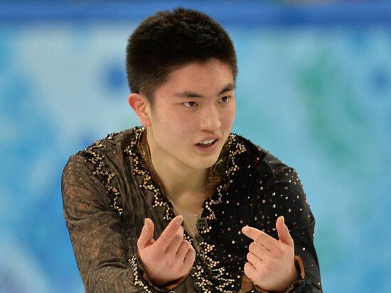 2014 Winter Olympics. Figure skating. Teams. Men. Short program