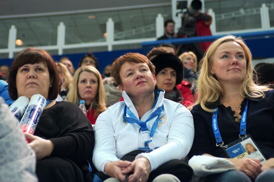 2014 Winter Olympics. Figure skating. Teams. Pairs. Short program