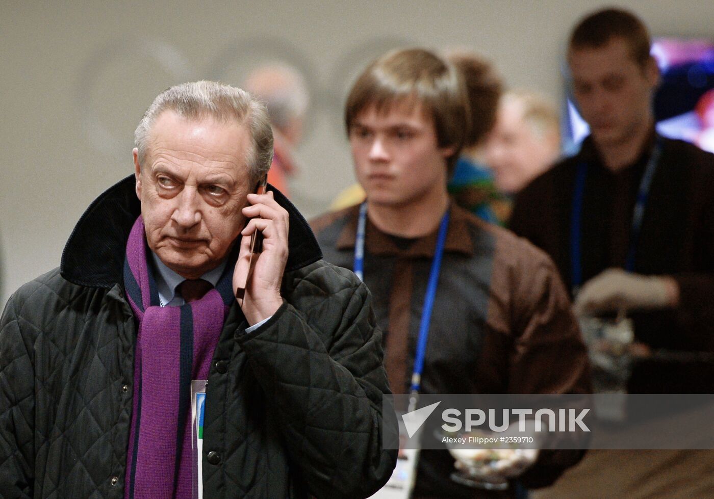 Spectators arrive at the opening ceremony of the 2014 Winter Olympics