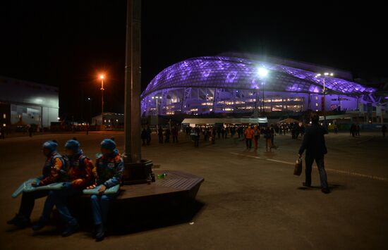 Spectators arrive for the XXII Olympic Winter Games opening