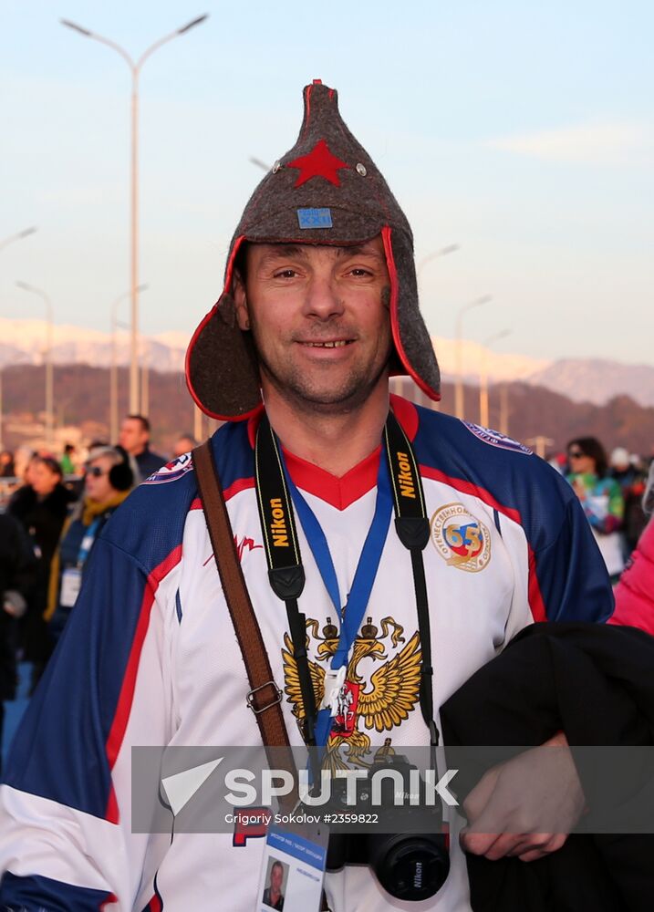Spectators arrive for the XXII Olympic Winter Games opening