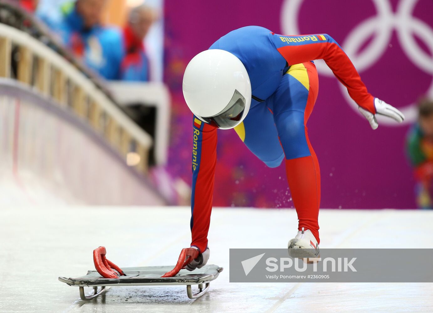 Winter Olympics 2014. Skeleton. Women. Training sessions