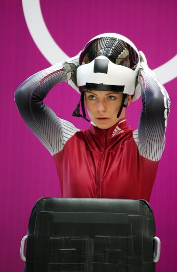 Winter Olympics 2014. Skeleton. Women. Training sessions