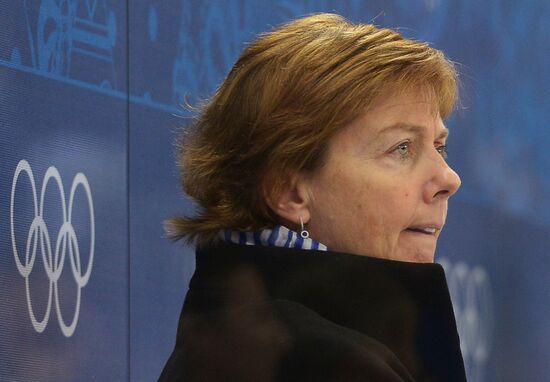 2014 Winter Olympics. Ice Hockey. Women. USA vs. Finland