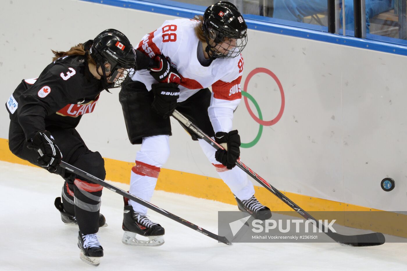 2014 Winter Olympics. Ice hockey. Women. Canada vs. Switzerland