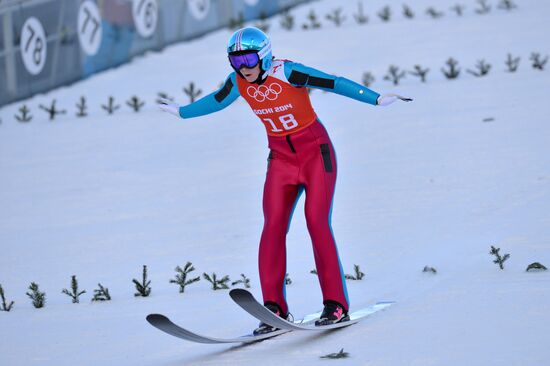 2014 Winter Olympics. Ski jumping. Women. Normal hill. Training sessions